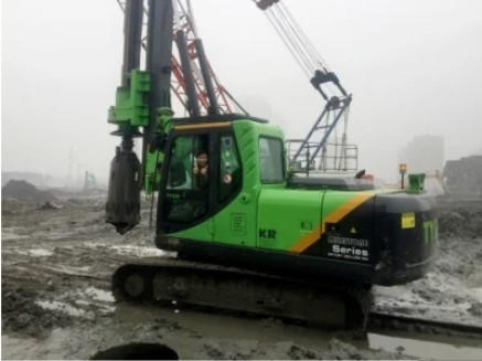 Profundidad de perforación 83 m Máquina de pilas giratorias Diámetro 2500Mm Torque 360 KN.M KR360c Máquina de pilas giratorias
