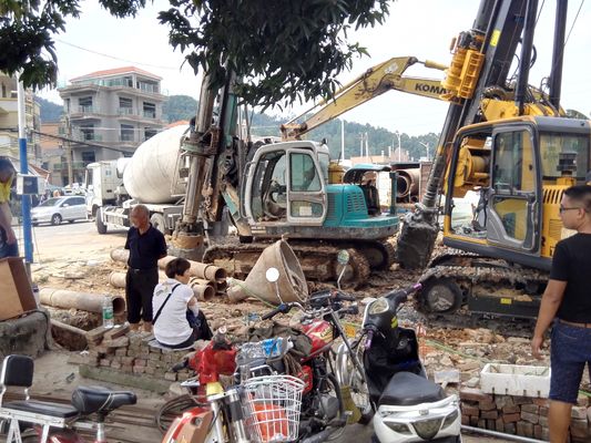 Máquina de pilotaje de 50.000 Kg para trabajos pesados con sistema hidráulico de 32 MPa y fuerza de tracción máxima de 100 kN para aplicaciones de perforación