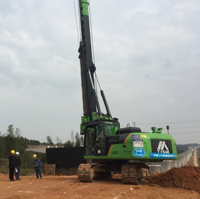 Maquinaria de montaje rotativo de 28 t con 90 kW/2200 rpm de potencia/velocidad nominal