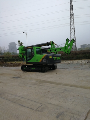 Cummins F3.8 Estaca rotativa 2200 rpm 100kN Fuerza de empuje del cilindro de la multitud Estaca rotativa